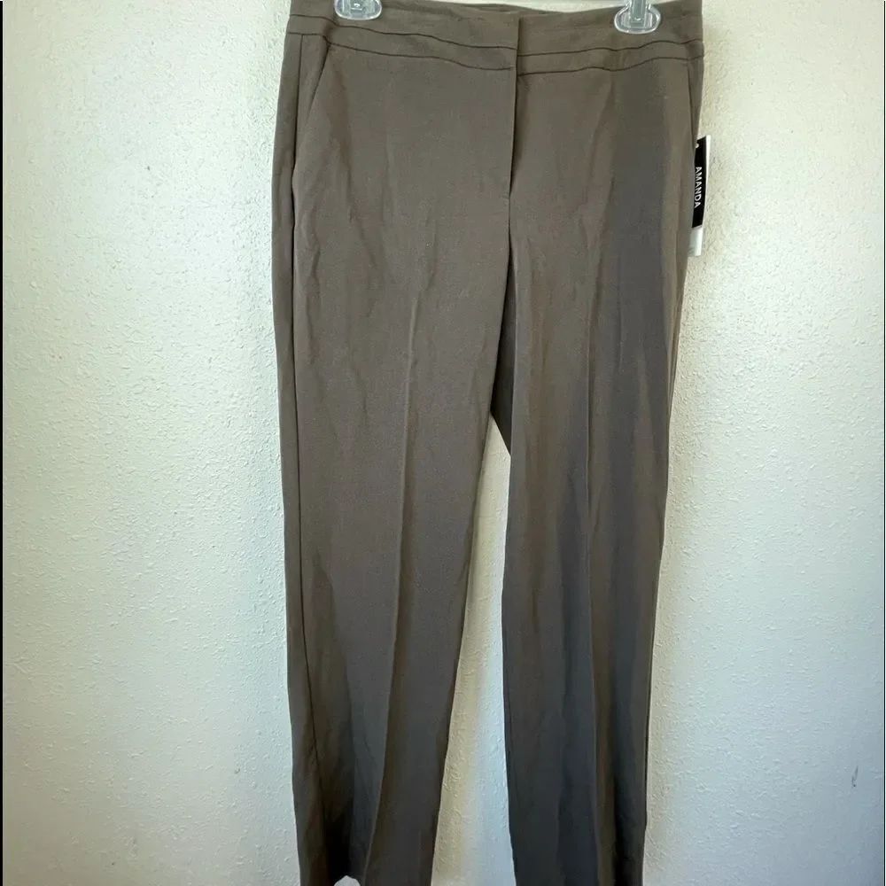 NWT Sharagano Women’s Pants Size 6